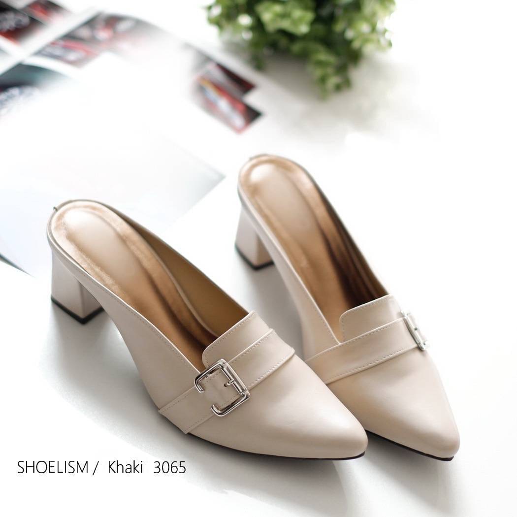 แบบขายดี รองเท้าคัชชูหน้าเรียว ใส่แล้วสวย ดูดี ไปหมดทุกองศา! ใส่สบาย ไม่หลุดเทรนด์ อัพลุคให้ดูเป็นสาวมั่นเต็มตัวเก๋ ใส่กับกระโปร่งก็แมท ใส่กับกางเกงก็ดูมีสไตล์ !!