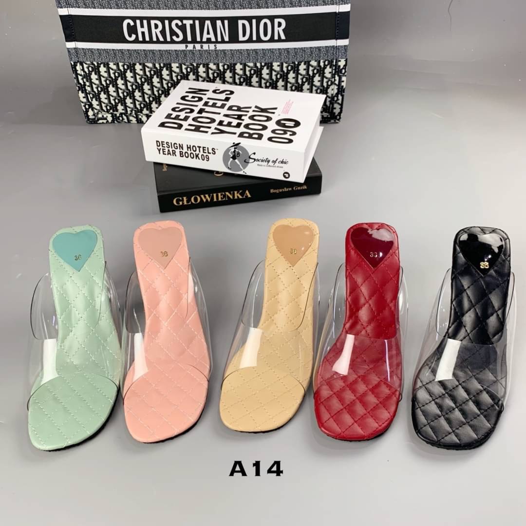 ตรุษจีน วาเลนไทน์ งานเลี้ยง ต่างๆ เหมาะมากจ้ะแม่ งานส้นแก้ว ฮิตเหลือเกินนนนน หน้าพลาสติกใส นิ่มๆ พื้นนวม สวยทุกสี แซ่บมาก รีบจัดเลยจ้าาาา