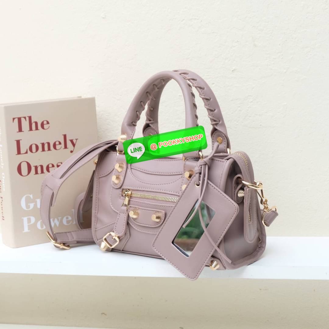 กระเป๋าคุณภาพจากแบรนด์ KEEP ทรงสวย ตอบโจทย์ทุกการใช้งาน รุ่น ‘ Ghaso ‘ > ร่นใหม่ หนัง Microfiber Nano เนื้อดี นิ่มมาก ทนทานกว่าเดิม >น้ำหนักเบา ใส่ของจุ >ถือสะพายเข้าง่ายกับทุกชุด