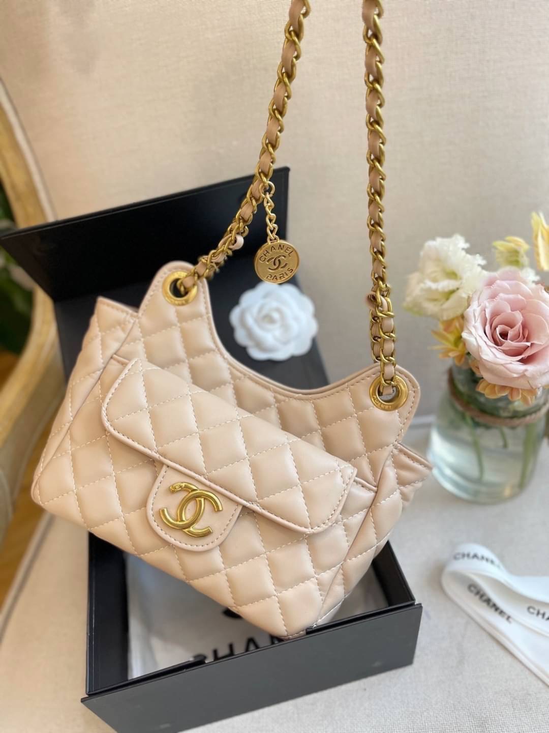 Chanel SMALL TOTE Lambskin