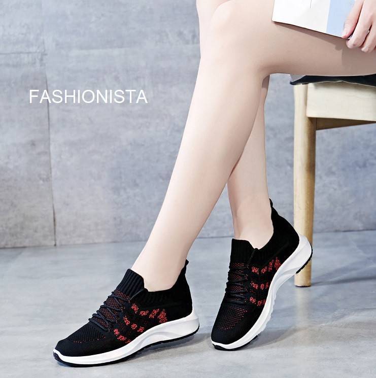 รองเท้าเพื่อสุขภาพ ทรงสวย ใส่สบายพร้อมส่งค่ะ!!! ผ้าใบแฟชั่นดีไซน์สวยล้ำทันสมัย วัสดุผ้าทอคุณภาพดี เนื้อหนานุ่มฟูขึ้นทรง แต่งเชือกหน้าเพิ่มความสปอร์ต ยืดกระชับตามรูปเท้า ใส่สบายยืดหยุ่นดีมากๆๆ พื้นยางสูง 1.5นิ้ว ยึดเกาะดีเดินไม่ลื่น ตัวขอบรองเท้าเพิ่มขอบยา