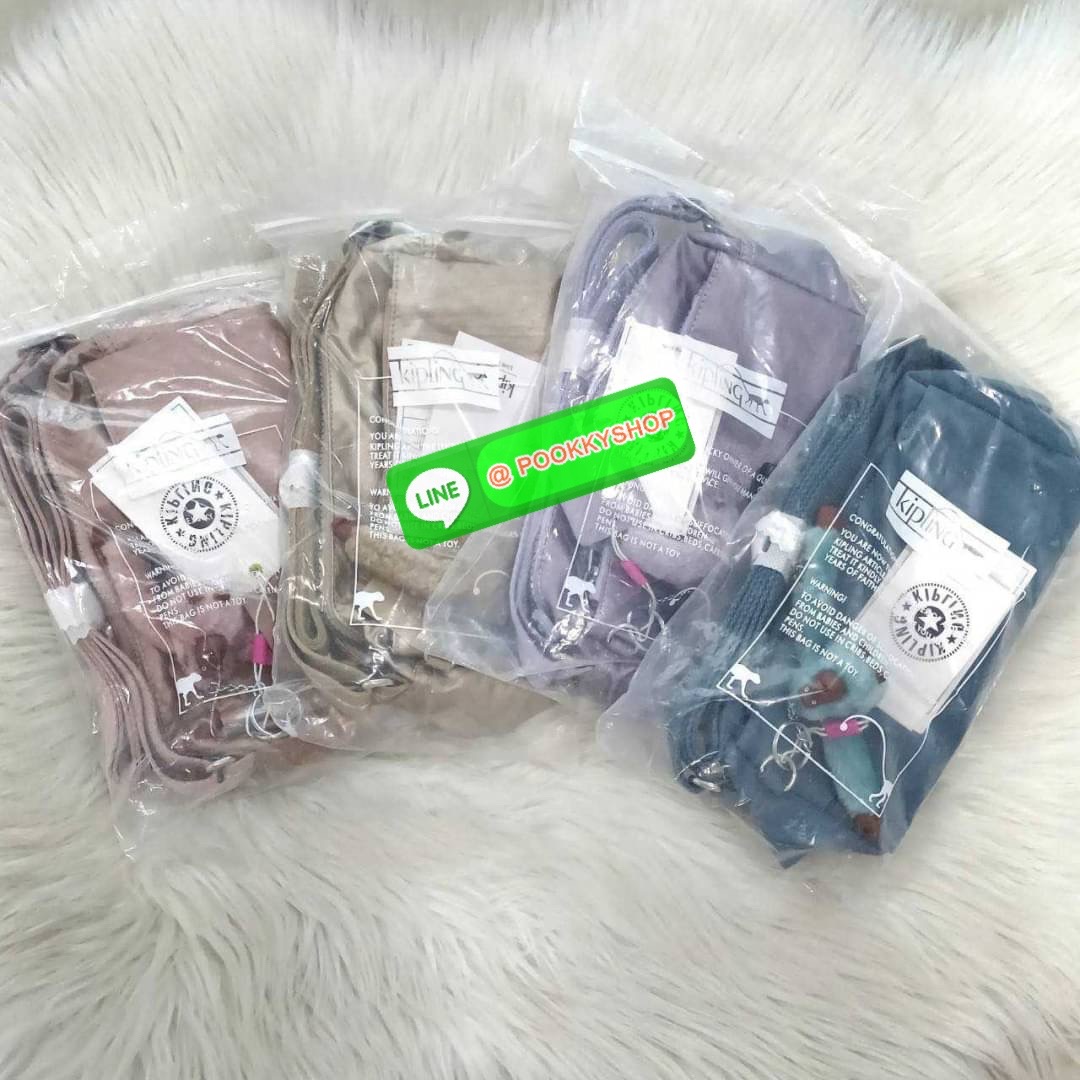 KIPLING Monkey program K16217 Seoul up sling bag รุ่น 3 ซิป สะพายข้าง ขนาดเล็กทรงสี่เหลี่ยมผืนผ้า วัสดุ Nylon 100% หลากหลายฟังก์ชั่นใช้งาน ครบครันในใบเดียว