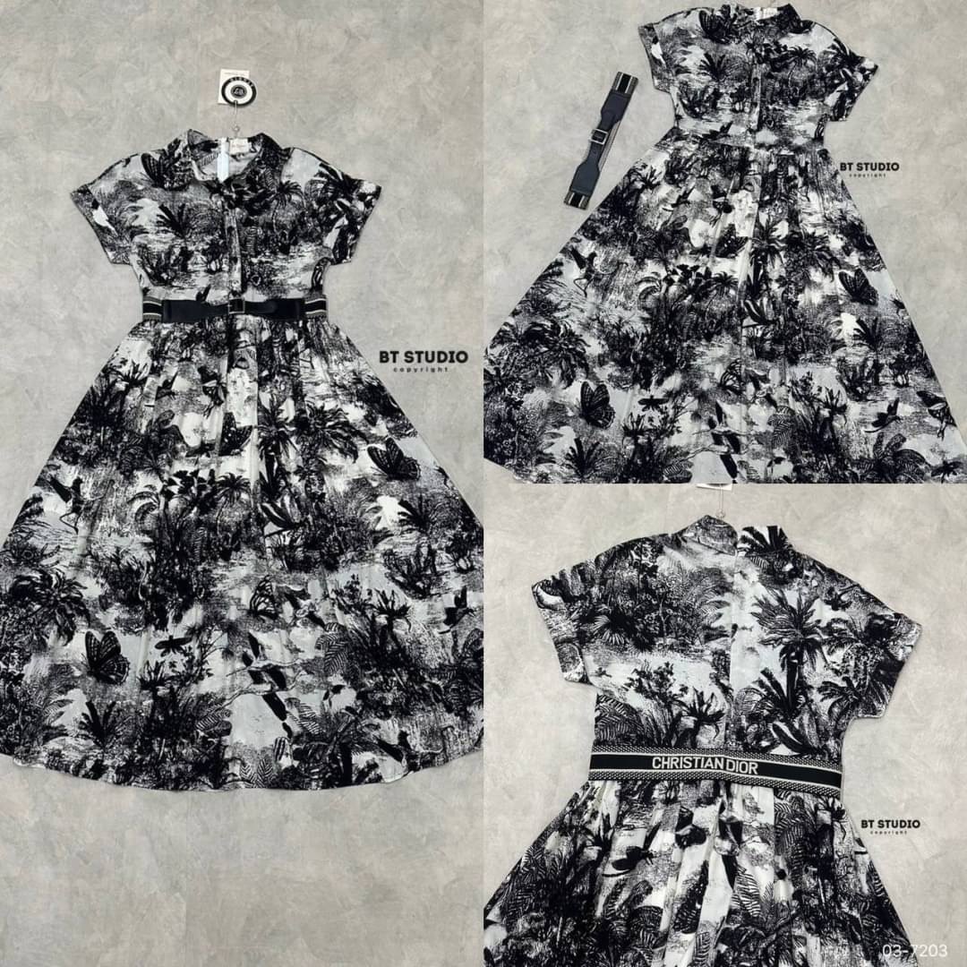 เซท 2 ชิ้น เดรสเชิ้ตทรงนี้ใส่สบายแขนสั้นคอปกกระดุมหน้า ปลายแขนพับ กระโปรงบานออก งานพิมพ์ลายทั้งชุดคมชัดงานสวยม๊ากกก มีซับใน มาพร้อมเข็มขัดแบรนด์ แมทซ์กันเอวี่เดย์เดรสลุคนี้เอาอยู่ค้าา