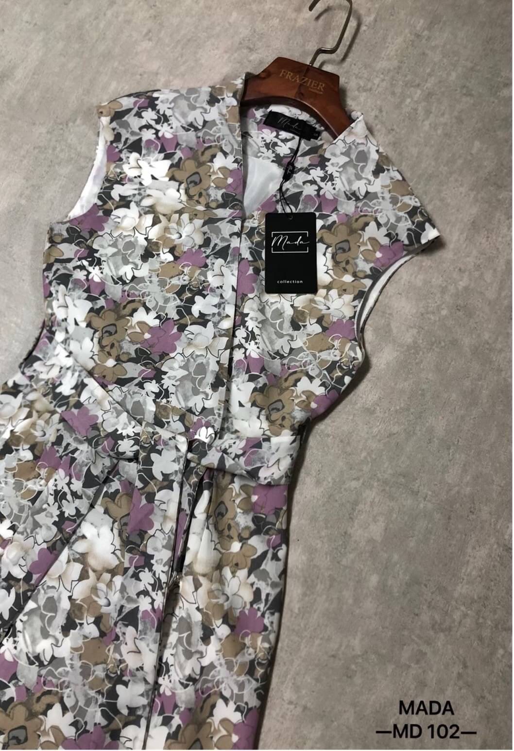 Dress ผ้าลายทรงป้ายหน้า ผูกเอวเก๋ๆ รุ่นนี้ใส่เป็นเดรสตัวเดี่ยวหรือจะใส่เป็นเสื้อคลุมปล่อยๆก็เก๋ งานดี 👍🏻 เย็บติดซัปในทั้งตัว