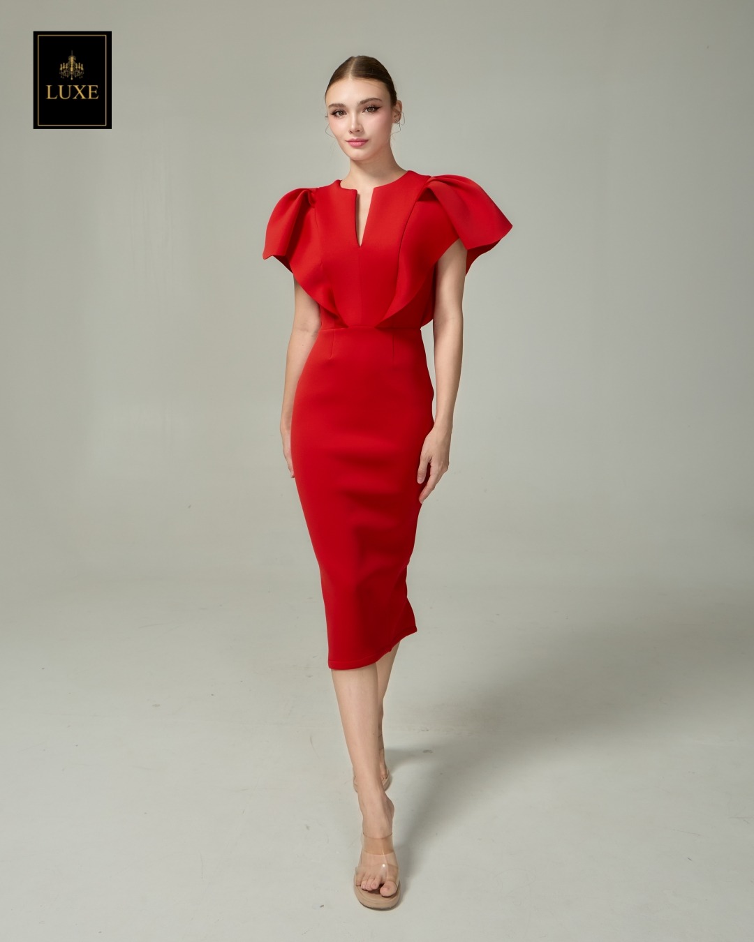 เดรสแฟชั่น เดรสเสื้อคอกลมผ่าหน้า แขนระบาย กระโปรงทรงสอบ