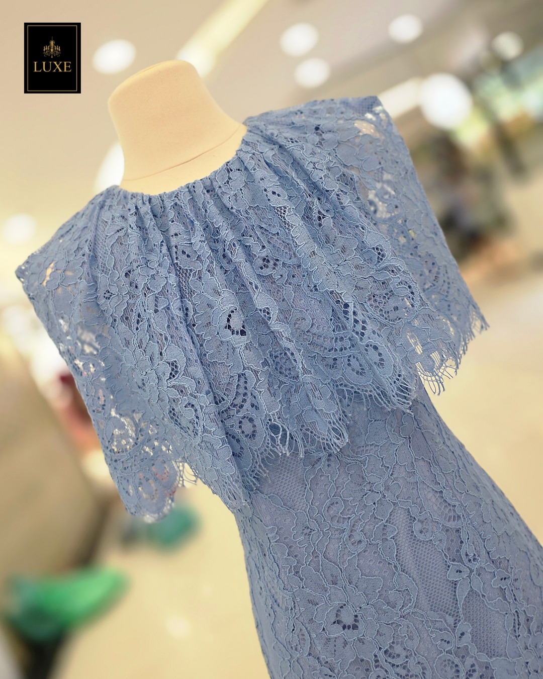 เดรสแฟชั่น เดรสเสื้อคอกลมแขนกุด กระโปรงทรงเข้ารูป