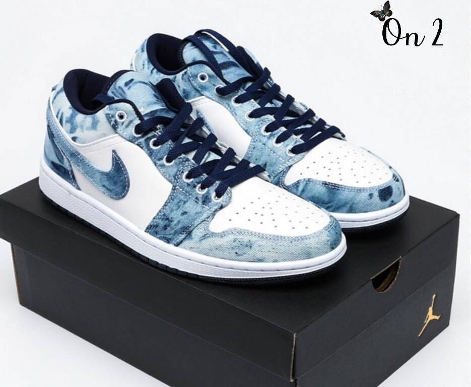 รองเท้าผ้าใบวิ่ง nike basketball shoes ปั้มแบรนด์เหมือนแท้เป๊ะ ใส่สลับกับงานแท้ได้ค่ะ รุ่นนี้เป็นผ้าทอสวมใส่สบายระบายอากาศได้ดี พื้นยางกันลื่น สำหรับใส่เดิน ใส่วิ่ง ใส่ออกกำลังกาย ได้ คะ