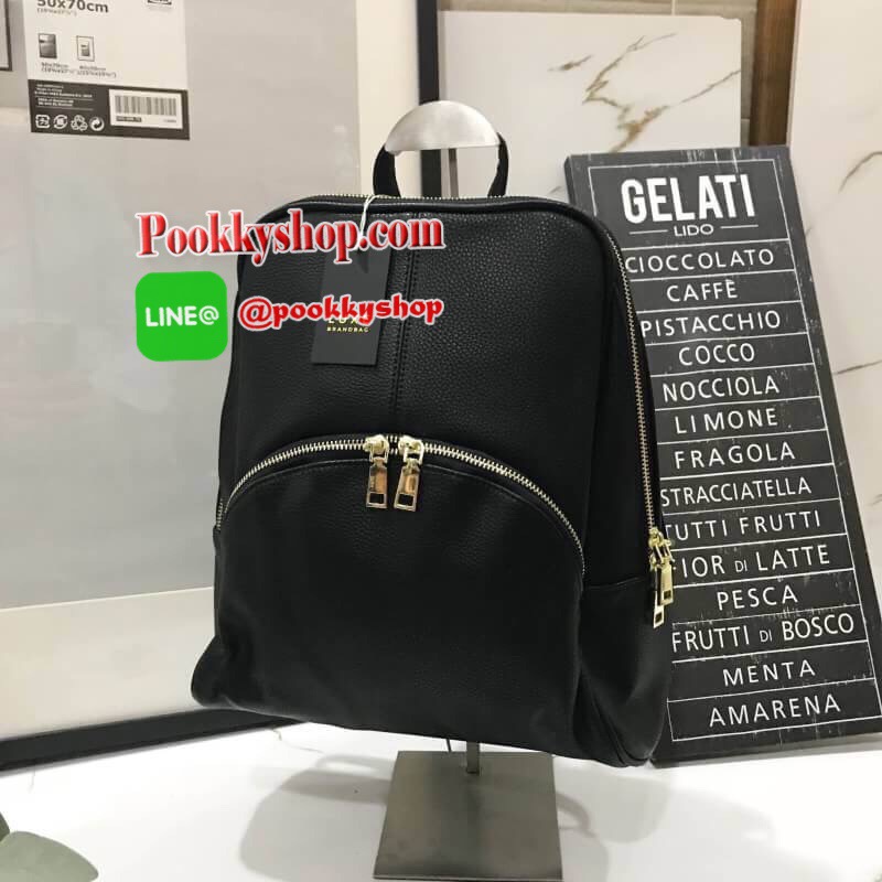 New Arrival ทางร้านได้กระเป๋าเป้รุ่นที่ขายดีมากๆจากแบรนด์ Luxe มาค่ะ ตัวหนังพียูสวยมาก เนื้อนิ่ม เหมือนหนังแท้ ใบนี้รูปทรงเรียบๆใช้ได้บ่อยทุกเวลาคะ น้ำหนักเบามากเพียง 460 กรัม มีมาให้เลือกถึง 3 สี สีดำ สีน้ำตาล และสีน้ำเงิน รุ่นนี้พิเศษตรงที่ขนาดสามารถใส่