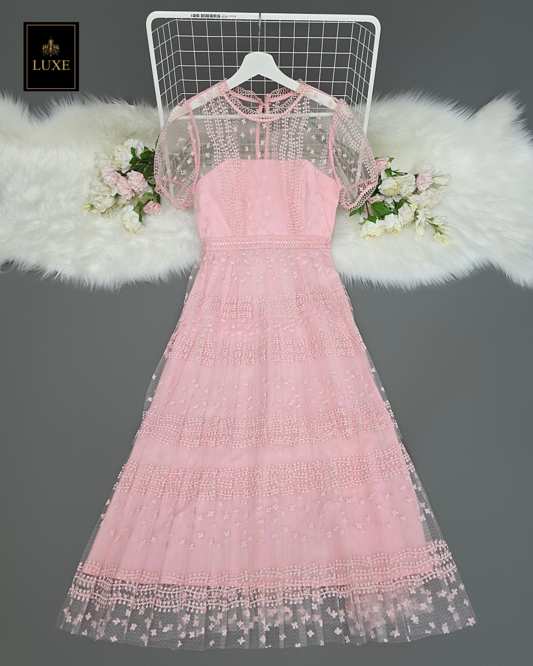 เดรสแฟชั่น เดรสเสื้อคอกลมแขนสั้น กระโปรงอัดพลีท3ชั้น