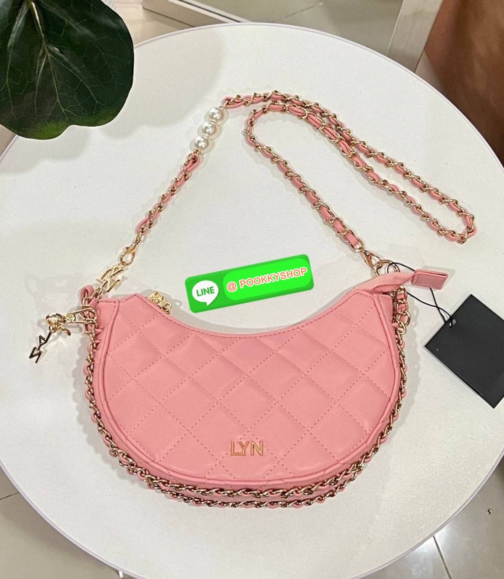 Lyn แท้ Outlet New Collection สะพายข้างได้ คล้องไหล่ได้