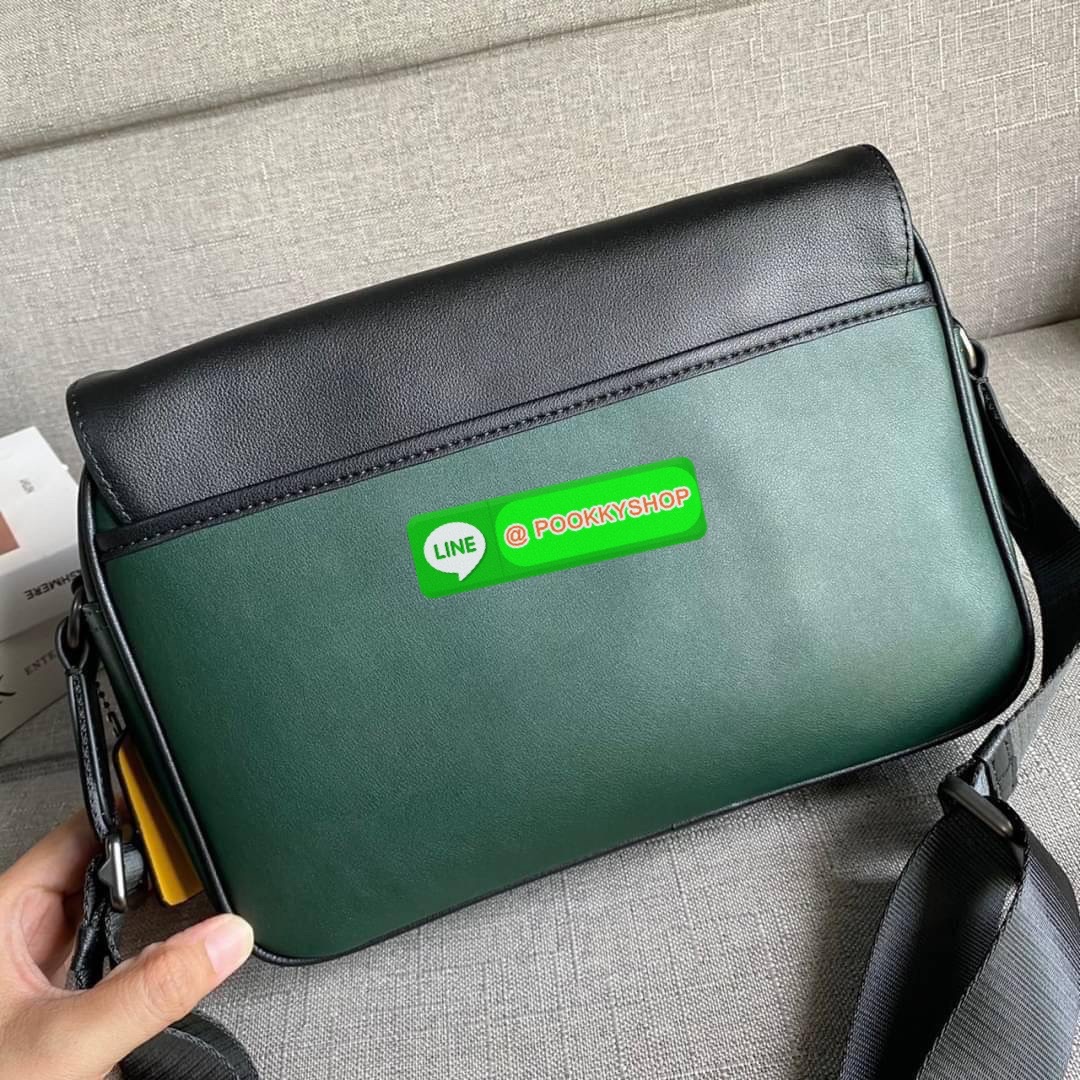 COACH TRACK CROSSBODY IN COLORBLOCK SIGNATURE CANVAS WITH COACH PATCH (C6657) 🛍🛍กระเป๋าสะพายทรงแมสเซ็นเจอร์ ทรงสวยรุ่นที่ต้องมีติดตัวคะหนุ่มๆ จุของได้เยอะมากแบ่งเป็นสัดเป็นส่วน วัสดุหนังแคนวาสสลับหนังแท้ กระเป๋ามีตัว ล็อค มีซิปด้านใน ด้านห