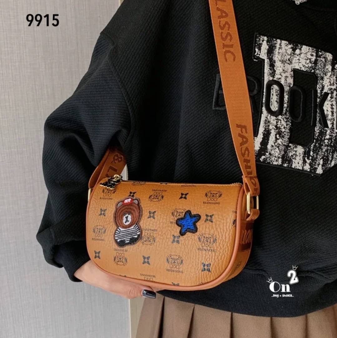 NEW-IN🤎🤎ใบนี้น่ารักมากค่ะ งานสไตล์แบรนด์ งานซิปสุดฮิต งานคุณภาพเช่นเคย มาพร้อมสายยาวครอสบอดี้ พกใบเดียวจบแนะนำเลยค่า✨