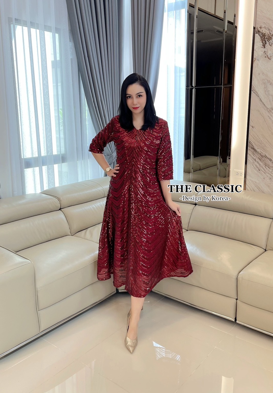 เดรสแฟชั่น ชุดเดรสออกงานปักเลื่อมใช้ผ้าเนื้อดีปักด้วยเลื่อมสีเงิน