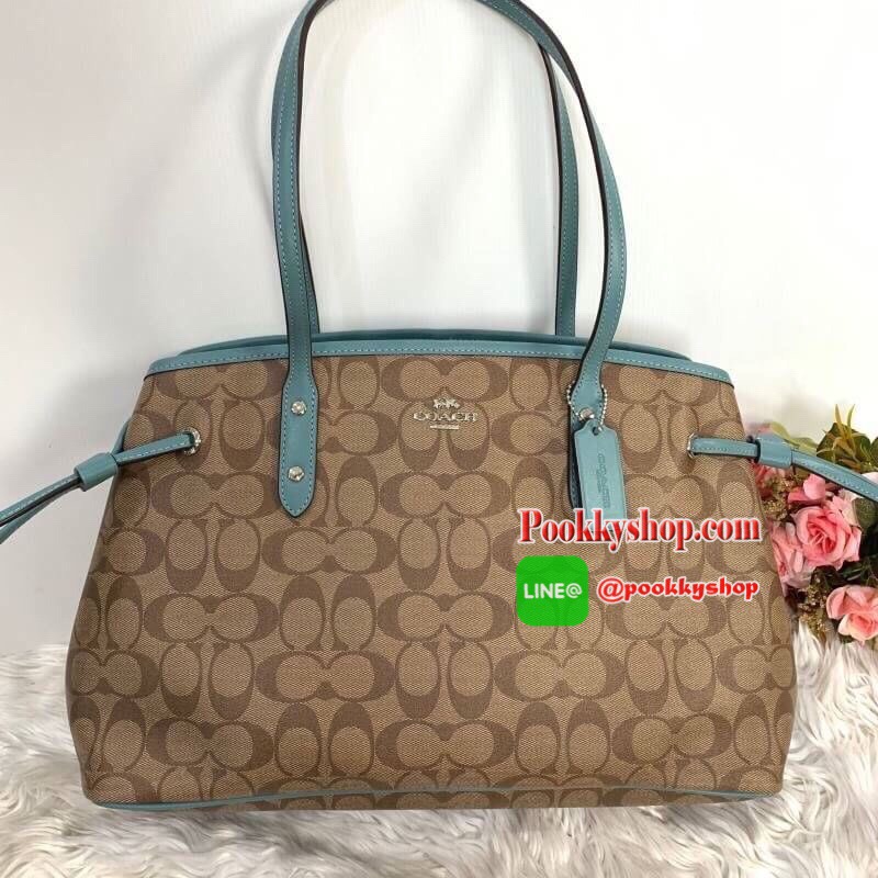 COACH กระเป๋า DRAWSTRING CARRYALL IN SIGNATURE COATED CANVAS F57842