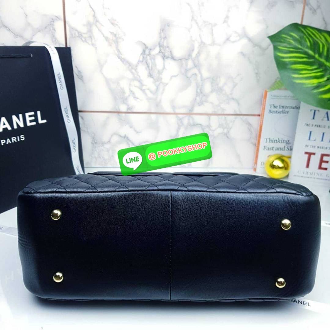 CHANEL BAG VIP GIFT WITH PURCHASE (GWP) จาก CHANEL DUTY FREE COUNTER (CHN546) กระเป๋าสะพาย รุ่น tote ทรงสวย ขนาดกำลังดี จุของได้เยอะ