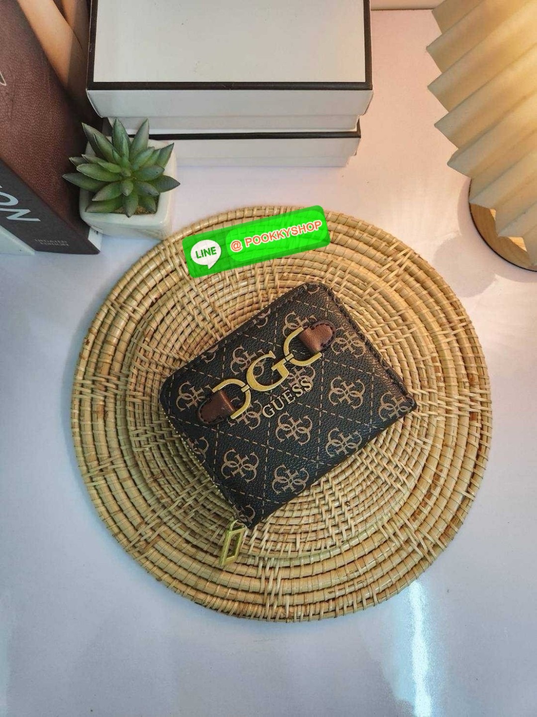 กระเป๋าสตางค์ใบสั้นเกรส Guess งานแท้Outlet