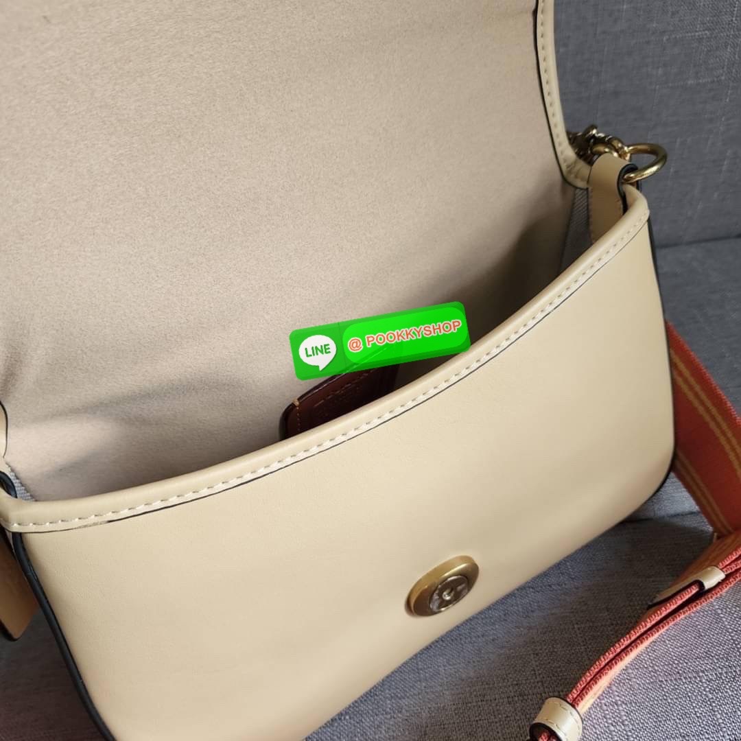 COACH SOFT TABBY SHOULDER BAG (COACH C9804) กระเป๋าข้างเรียบหรู ใบเดียวสะพายได้หลายสไตล์ มีสายสะพายให้ถึง 3 เส้น ปรับเปลี่ยนสไตล์ได้หลายลุควัสดุหนังแท้ทั้งใบ สัมผัสนิ่มมือ น้ำหนักเบา เปิดปิดแบบกระดุมแม่เหล็กเป็นอะไหล่โลโก้แบรนด์ตัวใหญ่ โดดเด่น ภายในกระเป๋