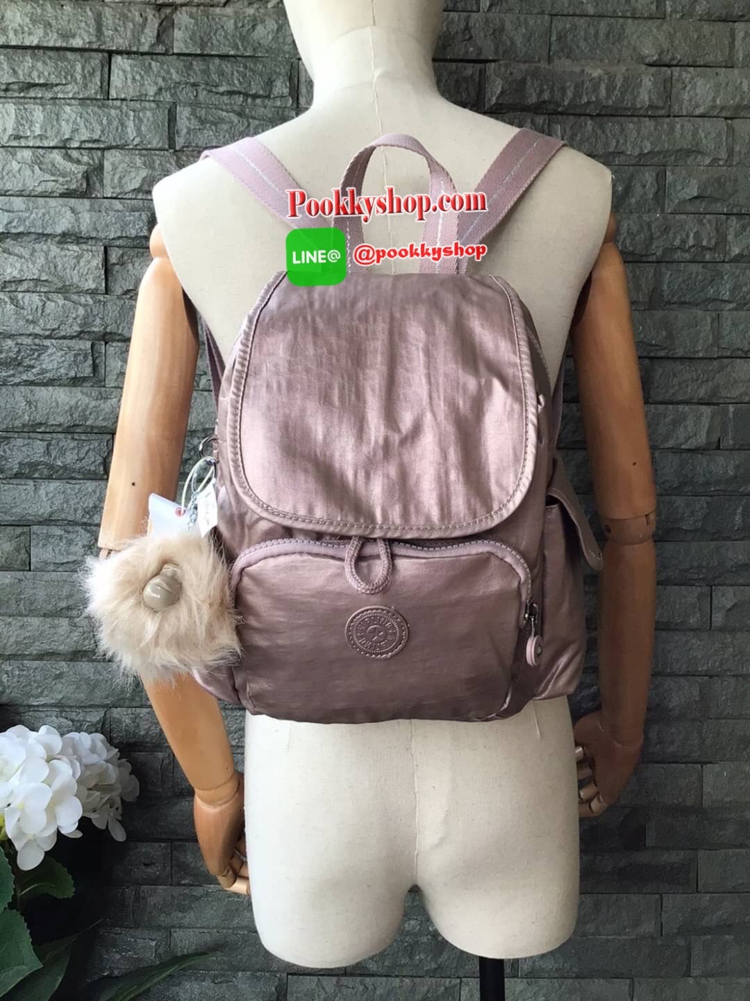 🚚 พร้อมส่ง 🚚 Kipling City Pack Mini Backpack รุ่น K12671 จาก Mayday collection วัสดุ Polyamide100% กันน้ำ แบ่งเป็น 3 ช่องการใช้งาน