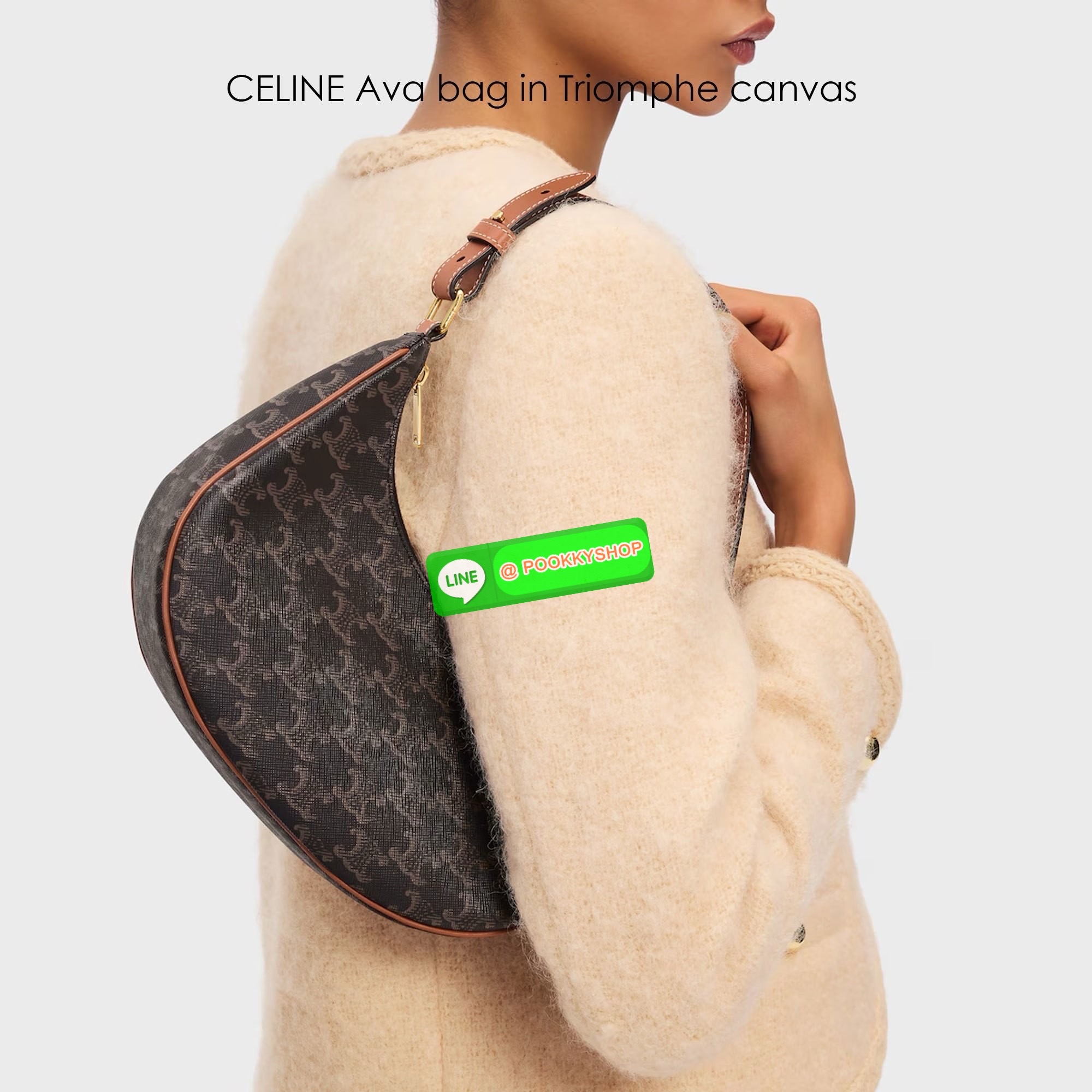CELINE Ava bag in Triomphe canvas and leather กระเป๋าสะพายไหล่ รุ่นยอดฮิต ดีไซน์แบบสวยสับ รูปทรงคลาสสิคใช้งานได้ง่าย แมทช์ได้หลากหลายสไตล์ ภายในเป็นช่องโล่ง สามารถใส่มือถือ ใส่กระเป๋าสตางค์ได้ และมีช่องย่อยให้ใส่บัตรได้อีกด้วย สุดคุ้ม สุดปังแบบนี้ รีบตำก่