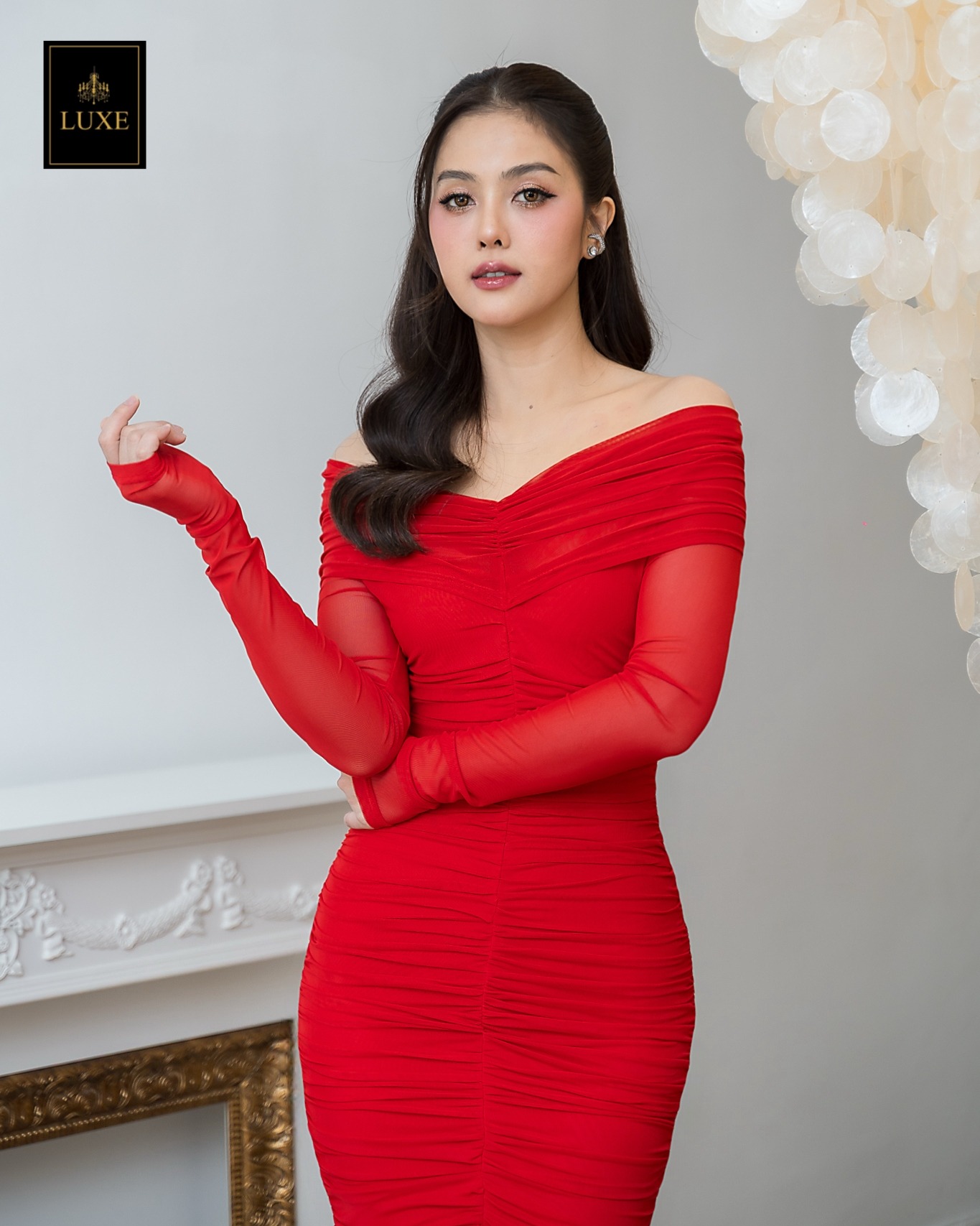 เดรสแฟชั่น แม็กซี่เดรส เสื้อแขนยาวเปิดไหล่ ดีเทลจับเดรป