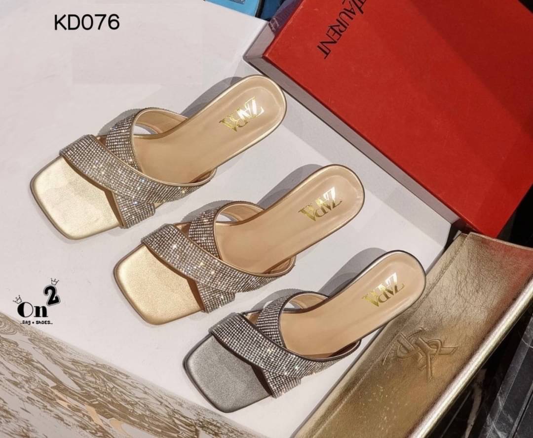 รองเท้าส้นสูง Zara หน้าไขว้ประกายเพชรสูง 3" งานสวยหรูอัพลุคให้ดูแพง ใส่ง่ายเข้าได้กับทุกชุดค่ะ