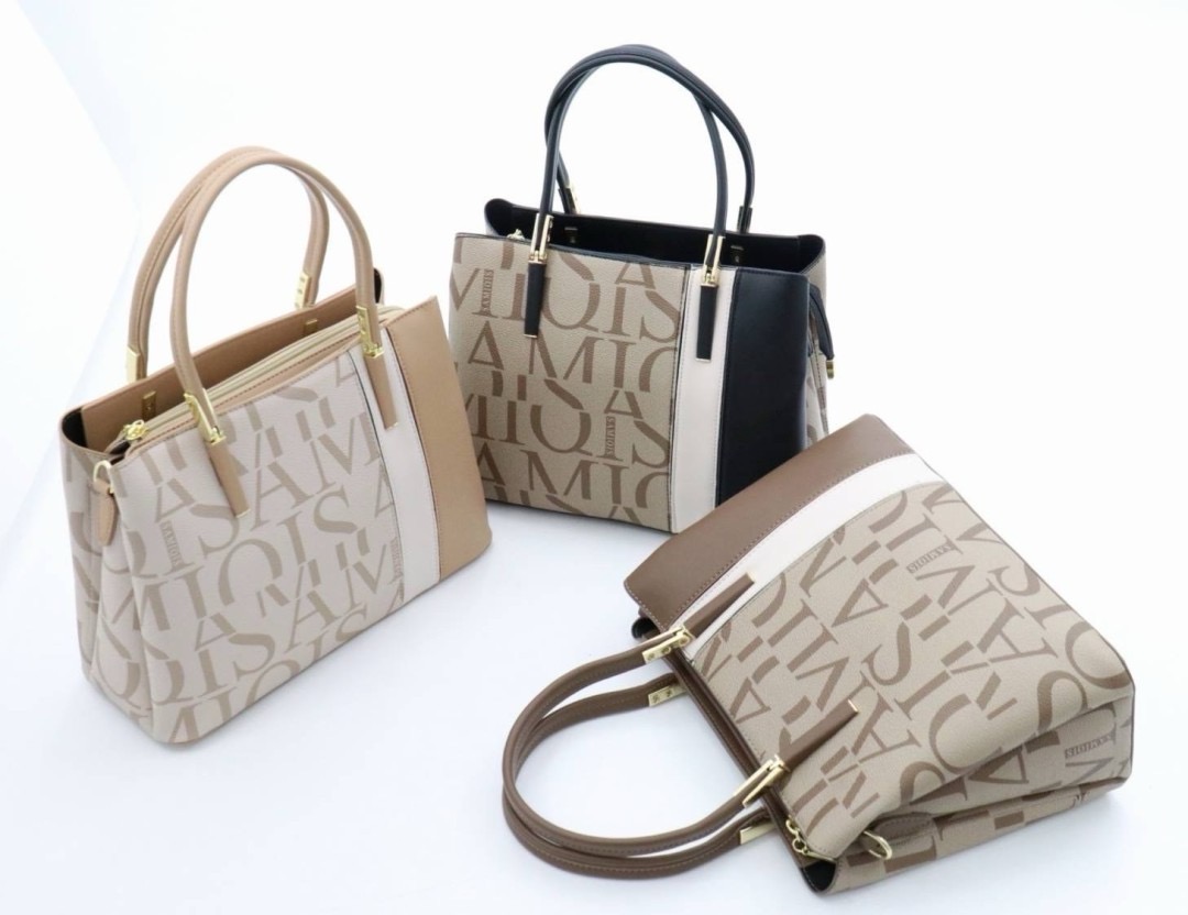 กระเป๋าถือ กระเป๋าสะพาย 💥 สินค้าพร้อมส่ง ✅วัสดุทำจากแคนวาส เนื้อพิเศษ ✅งานเกรดพรีเมี่ยม ✅มีหลายช่องการใช้งาน