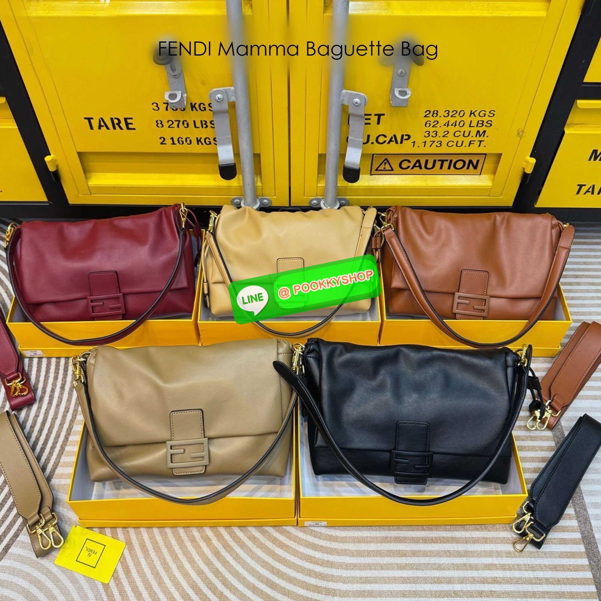 FENDI Mamma Baguette Bag กระเป๋าสะพายทรงสวย ดีไซน์เรียบง่ายคลาสสิค หรู ดูผู้ดี รูปทรงใช้งานง่าย หนังสวยสัมผัสนุ่ม ใหม่ล่าสุด รุ่นลิมิเต็ดที่สาวๆตามหา ภายในโล่งกว้าง เสิร์ฟให้ในราคาน่ารักๆ ของมันต้องมีแบบนี้ ก็ต้องตำได้แล้วน้าอย่าช้า อย่าพลาด!!