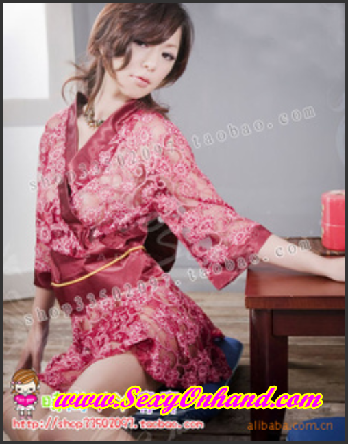 ชุดคลุม กิโมโน สั้น กิโมโน AV ญี่ปุ่น เซ็กซี่ สีแดงเลือดหมู ผ้าซีทรู พิมพ์ลายดอกติดเลื่อมเงินในตัว แบบตามAVญี่ปุ่น เป๊ะเลยจ้า สวยเซ็กซี่ พร้อมสายคาดเอวและโบว์สำเร็จรูป