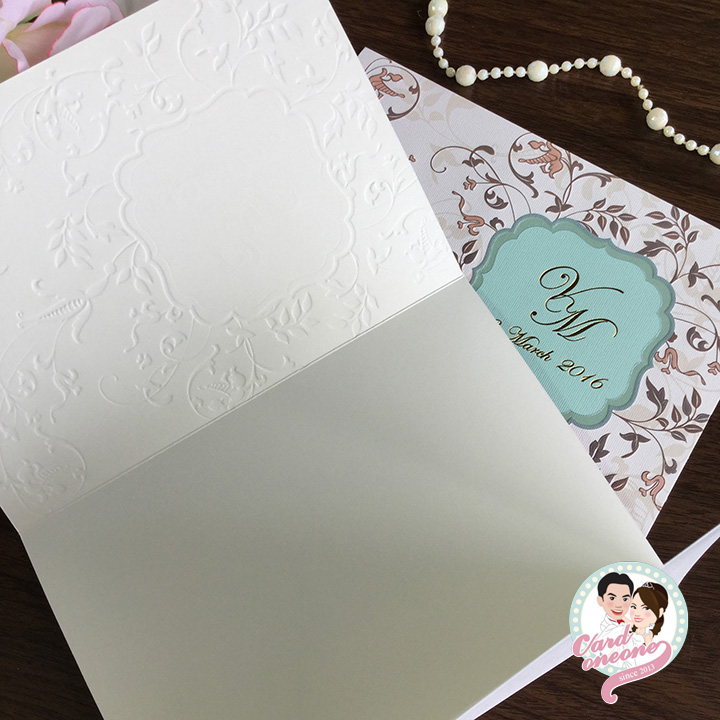 การ์ดแต่งงานลายดอกไม้ สามพับ
