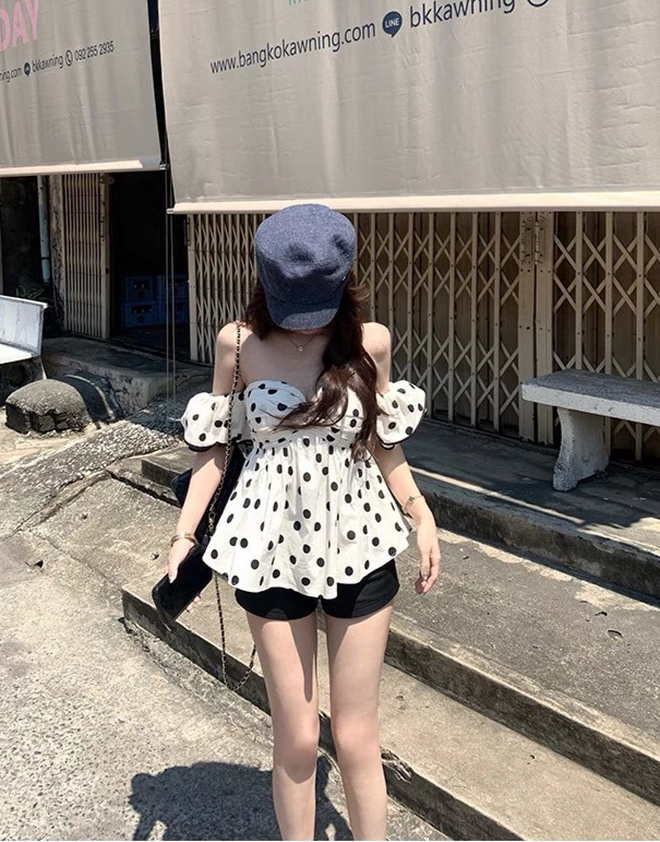 ชุดเซทแฟชั่น เสื้อลายจุดสวยแซ่บสไตล์ลูกคุณ สามารถปรับใส่ได้