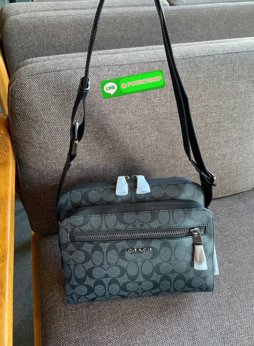 COACH WEST CAMERA BAG IN SIGNATURE ((91485)) ðšāļāļĨāļąāļāļĄāļēāļāļēāļĄāļāļģāđāļĢāļĩāļĒāļāļĢāđāļāļāļāđāļēāļē! āļāļĢāļ°āđāļāđāļēāļŠāļ°āļāļēāļĒāļāļđāđāļāļēāļĒ((āļāļđāđāļŦāļāļīāļāļāđāđāļāđāļŠāļ§āļĒāļāļĩāđāļāļĩāļĒāļ§āļāđāļ°ð)) āļŦāļāļąāļāđāļāđ āđāļĨāļ°āļŦāļāļąāļCanvasāļŠāļ§āļĒāļāđāļ° āļĄāļĩāļāđāļāļāļāļīāļāļŦāļāđāļē//āļāđāļāļāļāļīāļāļāļĨāļēāļāļāļ§āđāļēāļ//āļāđāļāļāļŦāļĨāļąāļāđāļāļāļāļīāļāļāļđāđ āđāļŠāđāļŠāļąāļĄāļ āļēāļĢāļ°āđāļāļāļĢāļ°āļāļģāļ§āļąāļāđāļāđāđāļĒāļāļ°;āļāļĢāđāļāļĄāļāđāļāļāđāļĨ