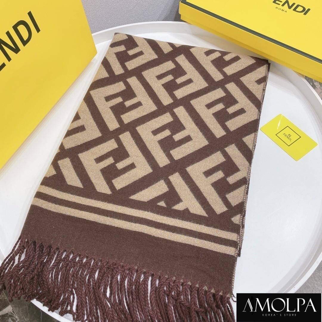 ผ้าพันคอ FF ผ้าหนานุ่มแน่นๆ เนื้องานละเอียด เกรดพรีเมียม ค่า ห้ามพลาดเลยน๊า NO BOX