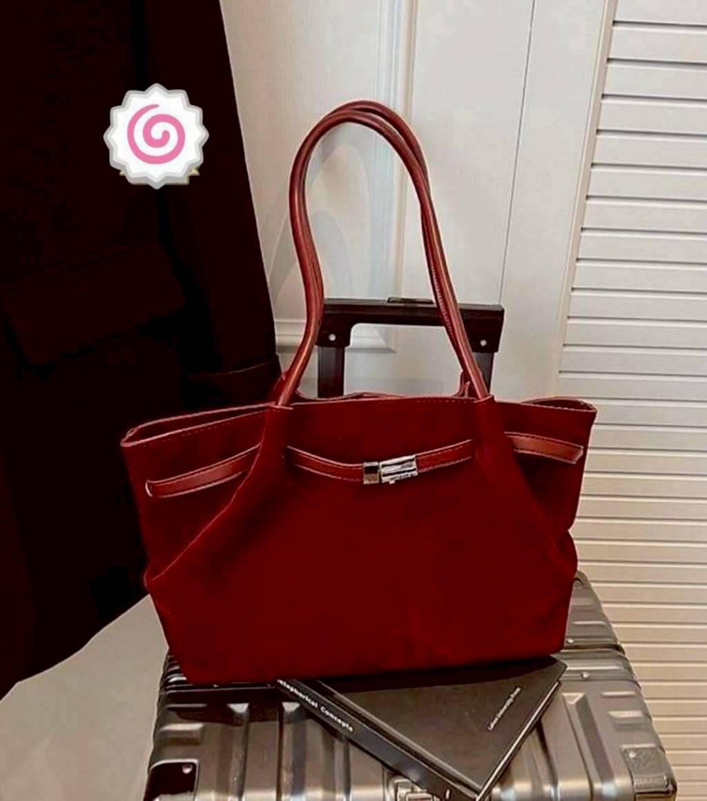 Shopping bag Korea style กระเป๋าสะพายไหล่ ทรง shopping วัสดุเป็นหนังกลับ (Suede PU leather) ด้านในกว้าง ใส่ของได้จุใจ