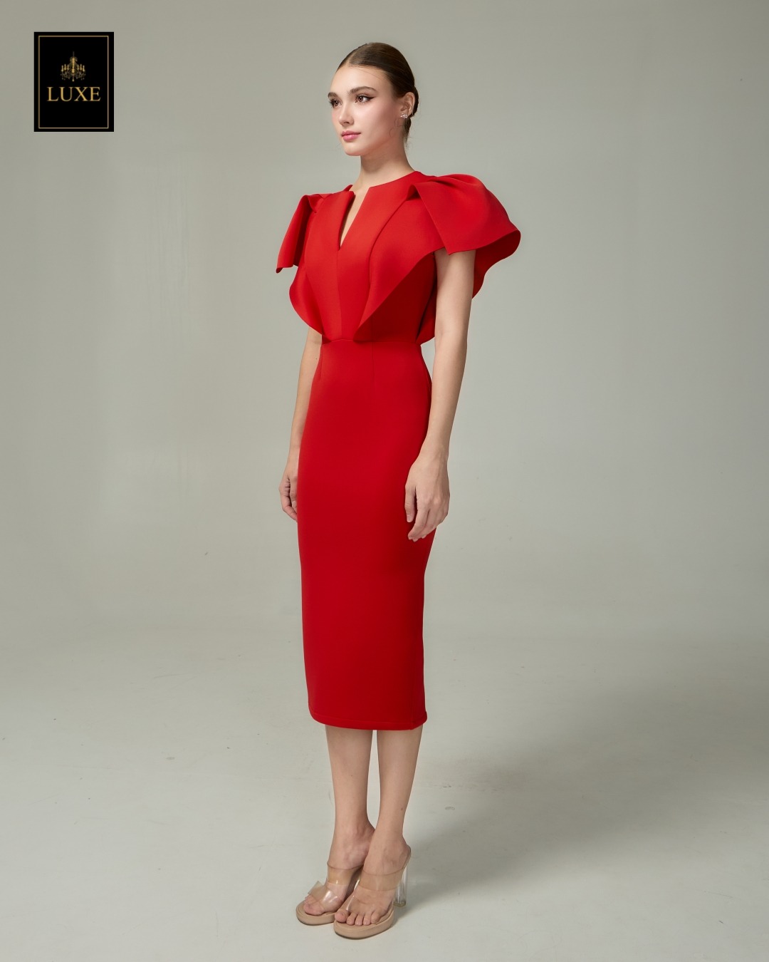 เดรสแฟชั่น เดรสเสื้อคอกลมผ่าหน้า แขนระบาย กระโปรงทรงสอบ