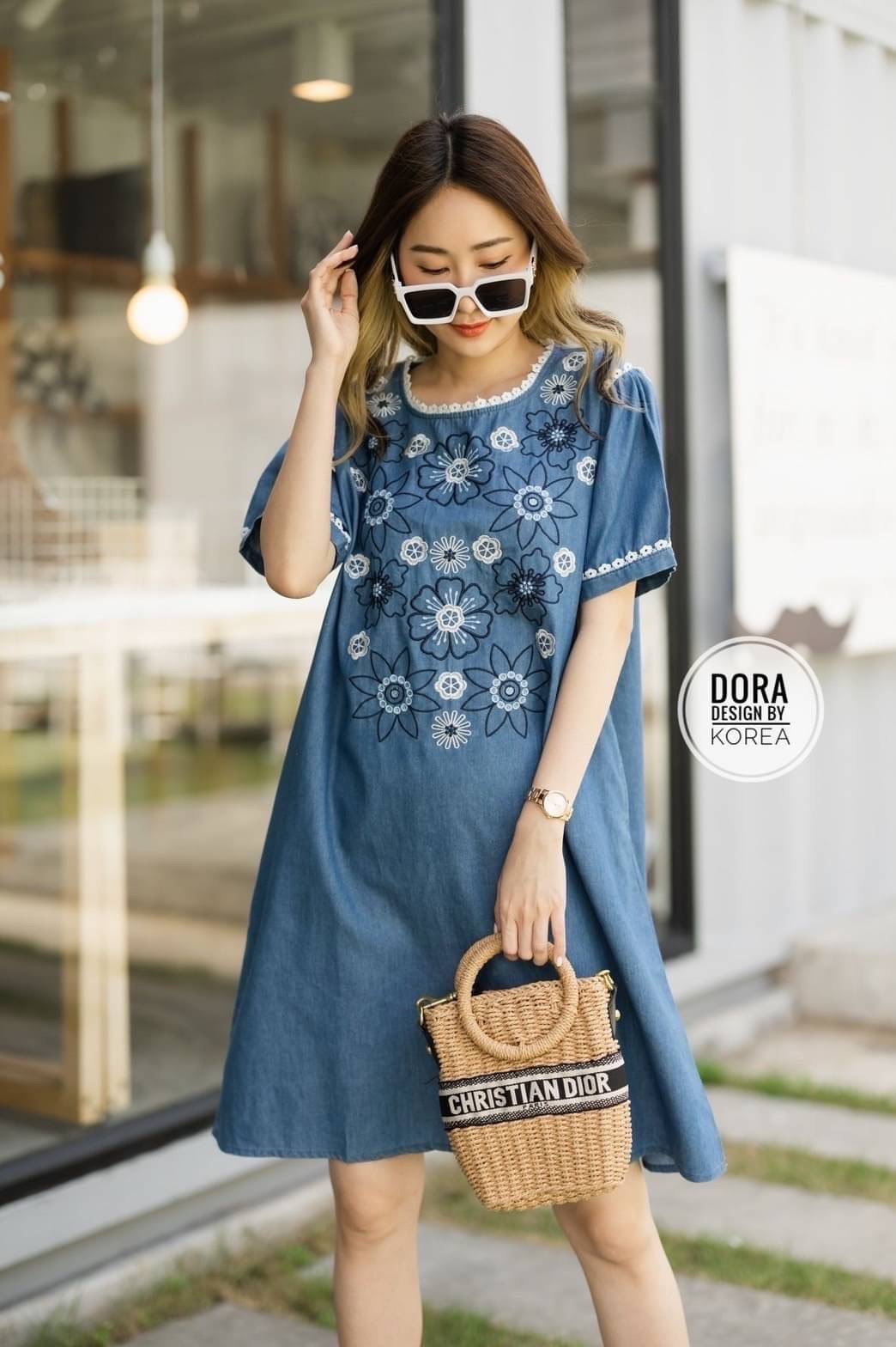 พร้อมส่ง!!! Dress jeans งานปักดอกไม้ ผ้าบางแต่งผ้าใส่สบายๆๆ น่ารักใส่เที่ยวใส่ทำงานได้เลย ใส่ชิวๆ