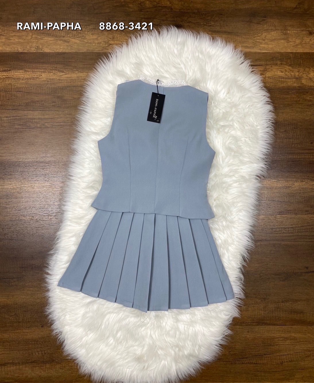 ชุดเซทแฟชั่น ชุดเซต โทนสีฟ้าครามสีสวยหรูมากๆค่ะ ดีเทลแต่งดอกไม้3Dประดับเพชร