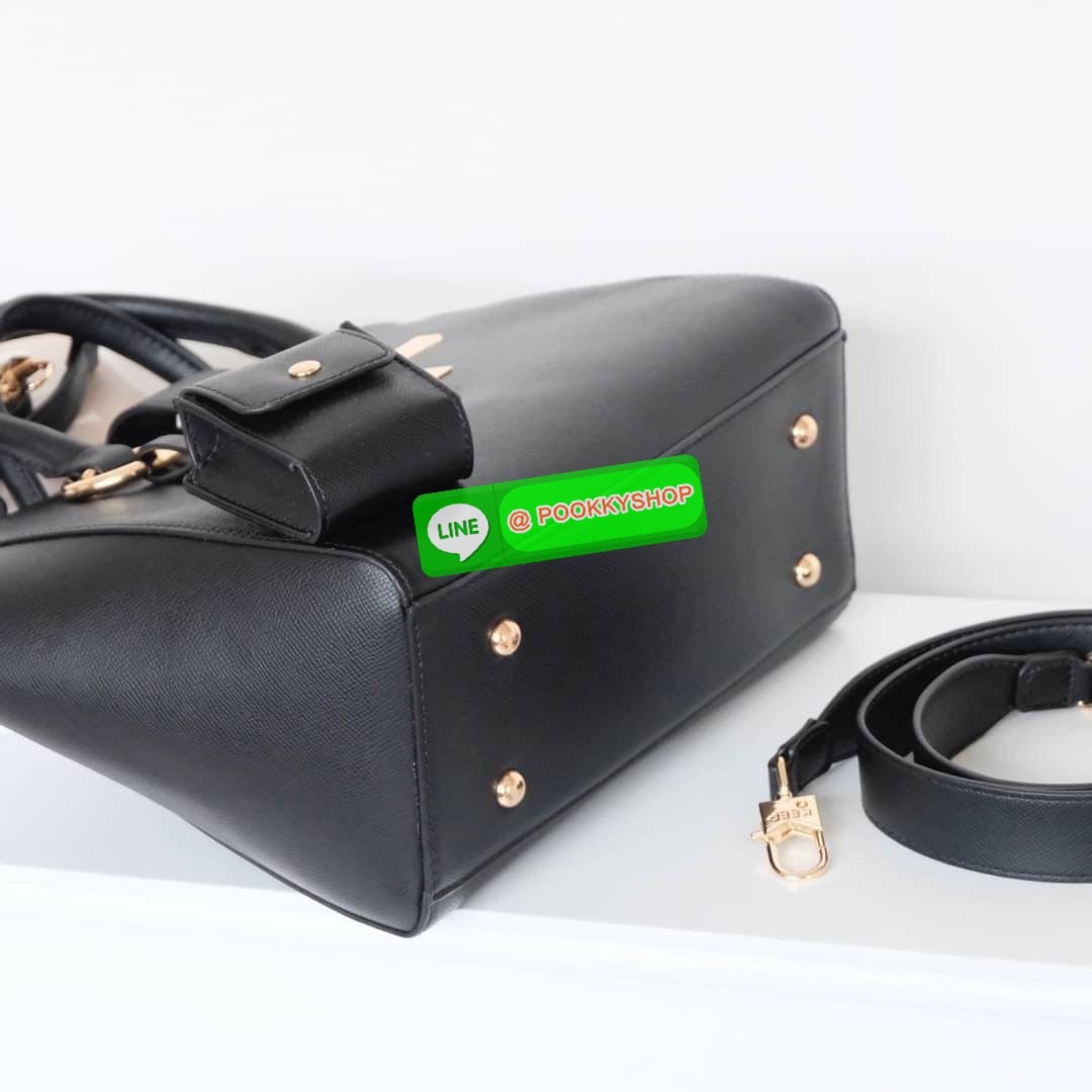 สินค้าเข้าใหม่ กระเป๋า Handbag ฟังชั่นครบที่อยากแนะนำ 👜 KEEP รุ่น ‘ 𝗩𝗔𝗟𝗘𝗡 HANDBAG ‘ **พิเศษ !! รุ่นนี้ตัวกระเป๋าทำจาก หนัง Microfiber ลาย Epsom ที่เป็นพื้นผิวสัมผัสมีลายตารางเล็กน้อย สวยหรู ทนทาน น้ำหนักเบา