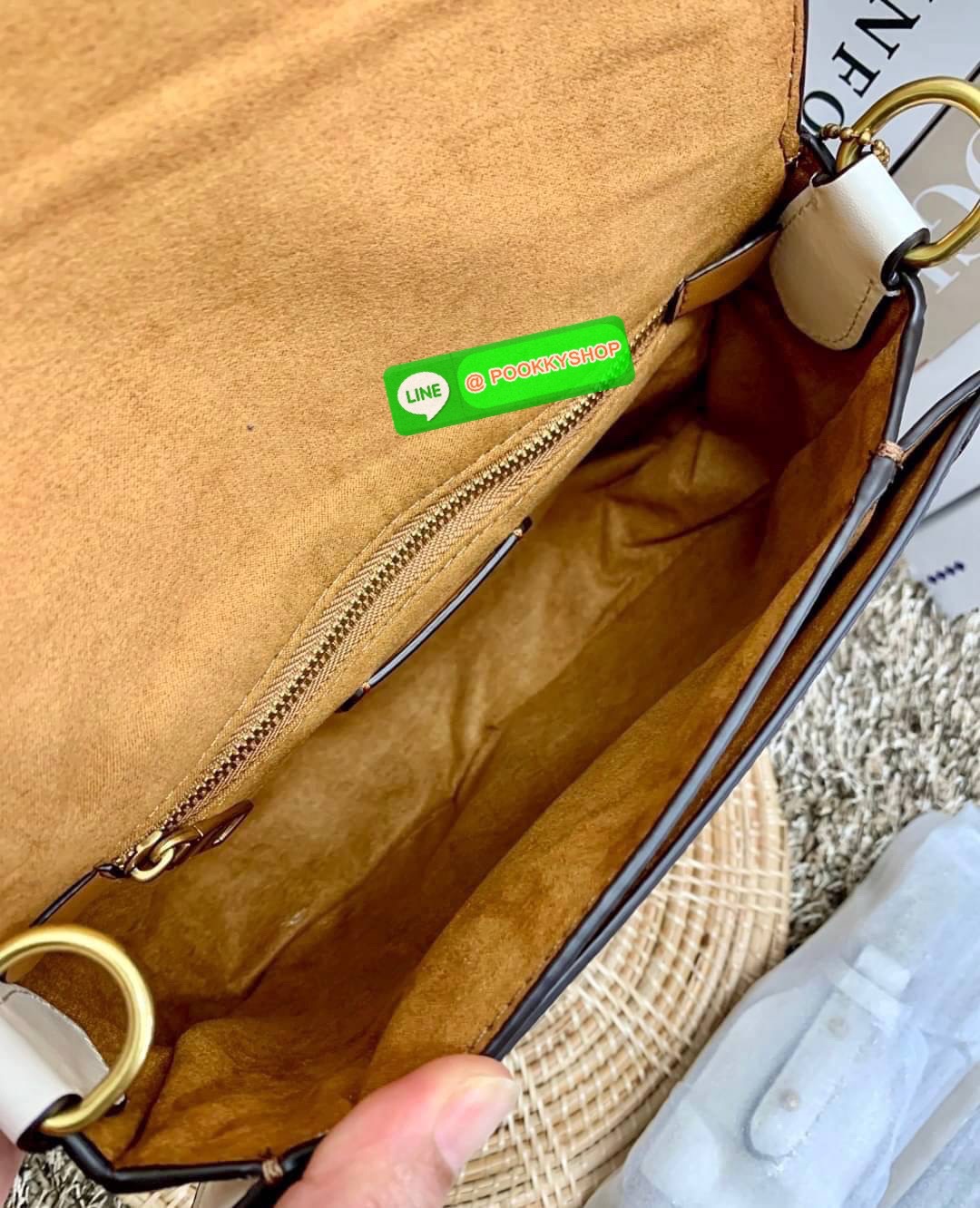 Back in stock Best sellerðĨðĨ ðāļŠāļ§āļĒ āļŦāļĢāļđ āđāļāļĄāļŠāļļāļāļāļļāđāļĄāļāļąāļāđāļĨāļĒāļāļĢāđāļēāļēð COACH BEAT SADDLE BAG ((C3837//C0749)) āļāļĢāđāļāļĄāļŠāđāļāļāļĩāđāđāļāļĒāļāļĩāļāļāļĢāļąāđāļ āļŪāļāļāļŪāļīāļāđāļĄāđāđāļĨāļīāļāļāđāļ° āļāļēāļĄāļŦāļēāļāļąāļāđāļĒāļāļ°āļĄāļēāļ! āļāļĢāļ°āđāļāđāļēāļŠāļ°āļāļēāļĒāļāļĢāļāļŠāļāļāļāļĩāđāļĢāđ āļ§āļąāļŠāļāļļāļŦāļāļąāļāđāļāđāļāļąāđāļāļāļĩāļāļĩāđāļŠāļļāļ! āļŦāļāļąāļāļŠāļ§āļĒ
