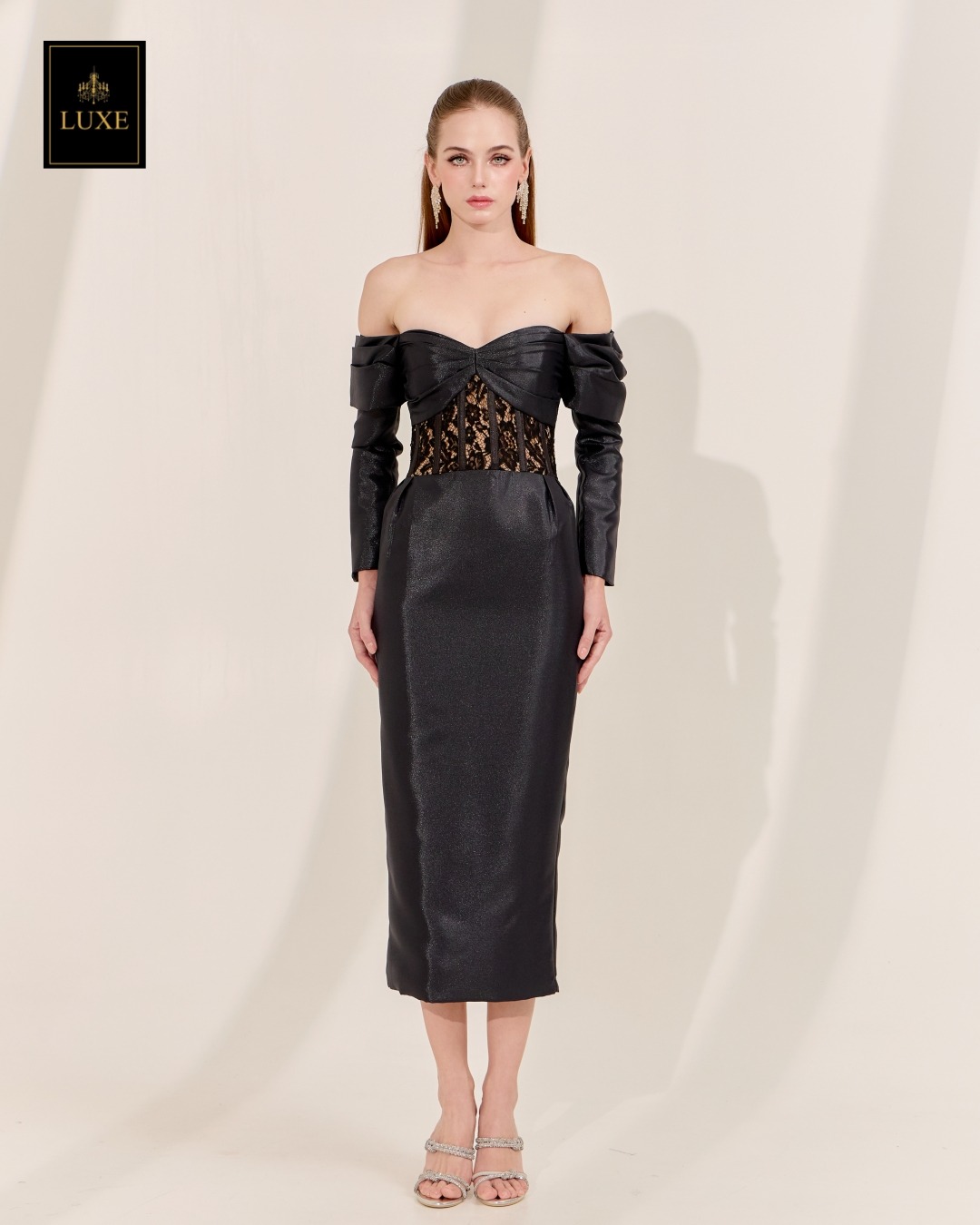 เดรสแฟชั่น เดรสเสื้อเปิดไหล่แขนยาว กระโปรงทรงสอบ