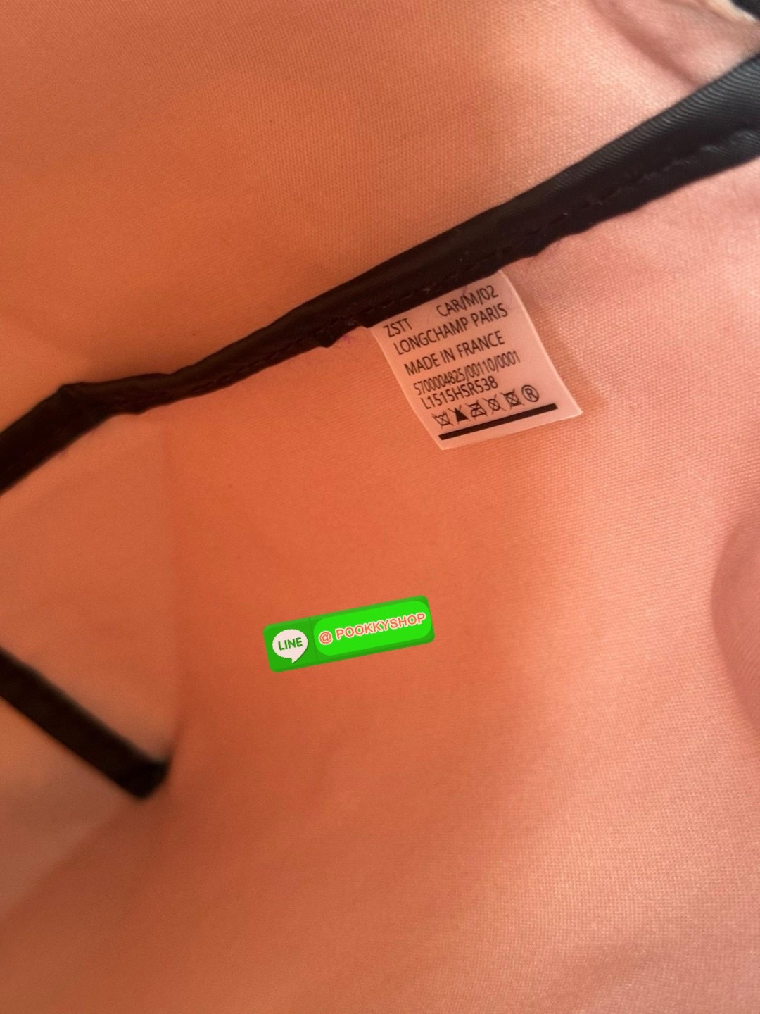 Large Longchamp LE PLIAGE ENERGY L HANDBAG LE PLIAGE รีไซเคิล ECONYLสไตล์สปอร์ต ทันสมัย และใช้งานได้จริง น้ําหนักเบา กระเป๋าใบนี้เป็นเครื่องประดับที่มีเสน่ห์ในอุดมคติที่จะติดตามคุณในทุกกิจกรรมยามเย็นของคุณ มาพร้อมกับสายสะพายไหล่ปรับได้ สามารถพกพาได้ ทั้งแ