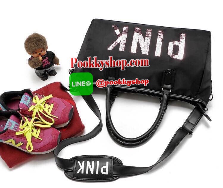 VICTORIA'S SECRET Pink travel bag กระเป๋าเดินทางใบขนาดพอดี แข็งแรงใส่ของได้เยอะ โลโก้ปักเลื่อม PINK สีชมพู