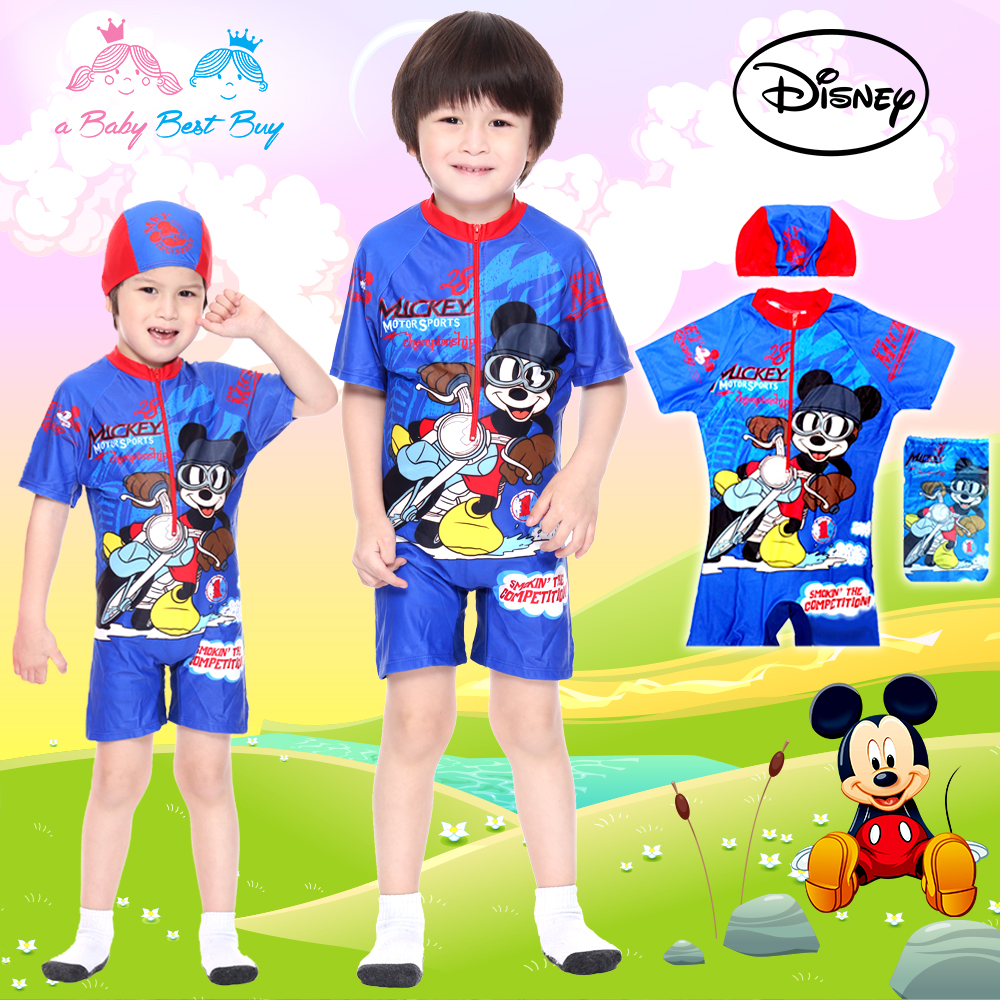 ฮ ( For Kids ) Swimsuit for Boy ชุดว่ายน้ำ เด็กผู้ชาย Mickey Mouse บอดี้สูทแขนสั้น กางเกงขาสั้น มาพร้อมหมวกว่ายน้ำและถุงผ้า สุดเท่ห์ ใส่สบาย ลิขสิทธิ์แท้
