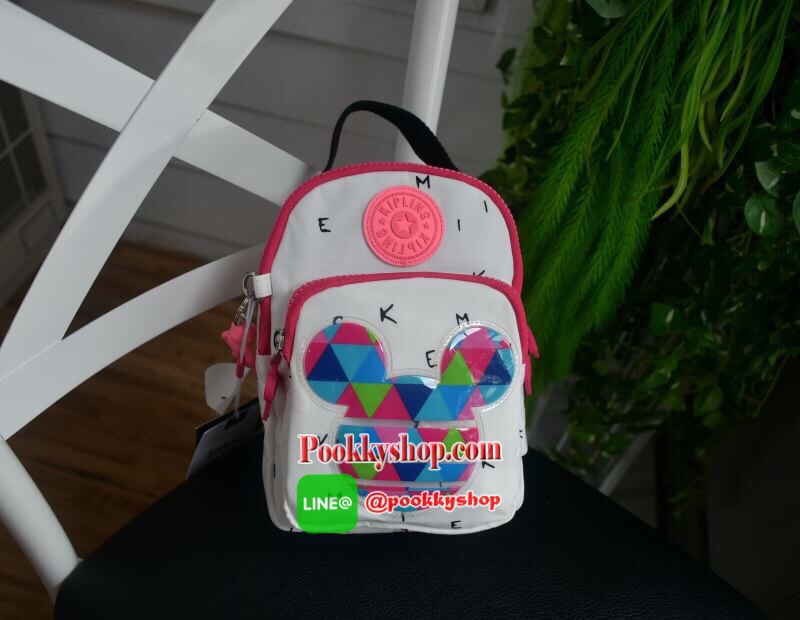 Kipling Disney’s Minnie Mouse and Mickey Mouse 3 IN 1 กระเป๋าสะพายหลัง สะพายข้าง หรือ crossbody 3 in 1 มาพร้อมพวงกุญแจลิง ด้านหน้ามีช่องซิปแยกใส่ของจุกจิก ภายในช่องหลัก มีช่องซิปใส่ของ พร้อมอีก 1 ช่องด้านใน เปิด-ปิด ด้วยซิป สะดวกใช้ พร้อมสายยาว 2 สาย สะพา