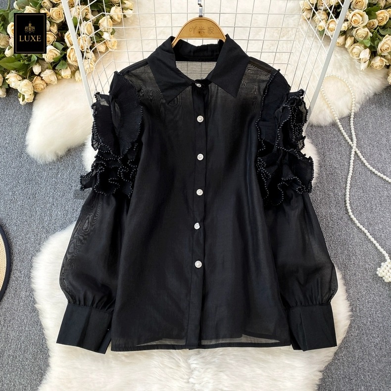 เสื้อแฟชั่น เสื้อเชิ้ตคอปกแขนยาว ดีเทลแต่งผ้าพลีทที่ต้นแขนพร้อมปักลูกปัดมุก