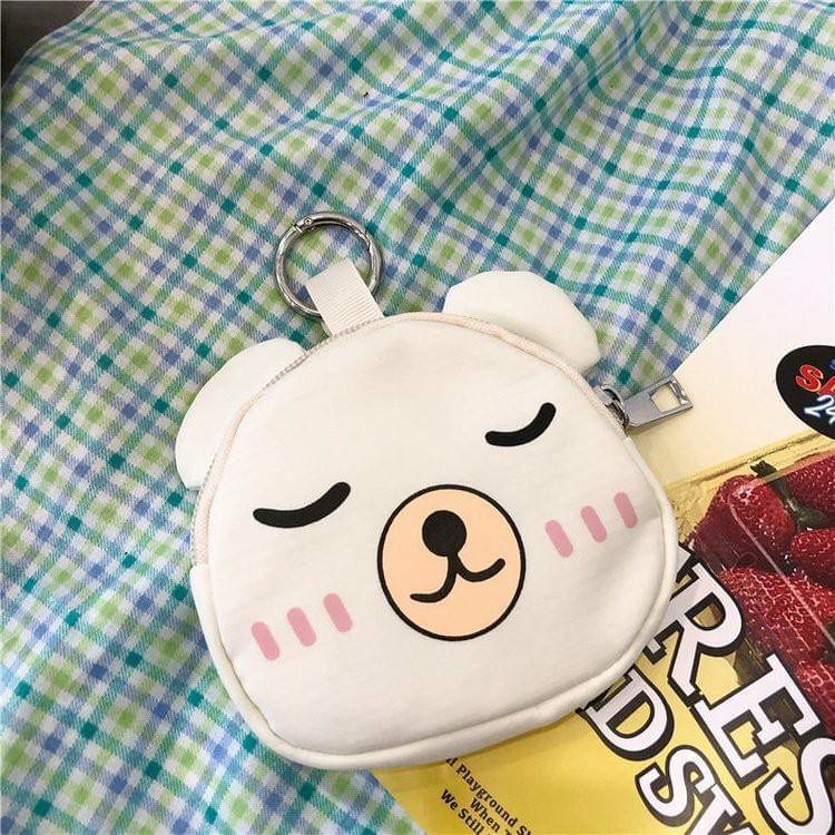 รุ่นใหม่ พร้อมส่ง!!!!!!! Miki Bear cross bag (BP) คุ้มมาก ช่องเยอะมากถึงมากที่สุด แถมฟรี! พวงกุญแจหมีเป็นซิป ใส่บัตรใส่เหรียญได้ ถอดออกแยกใช้งานได้ เนื้อผ้ากันน้ำด้วยนะ