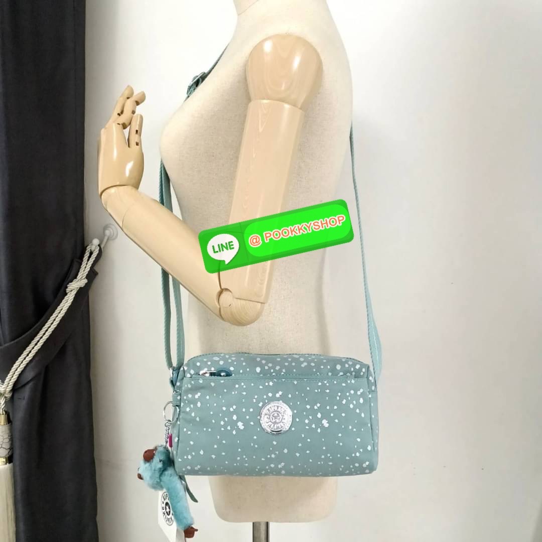 KIPLING Monkey program K16217 Seoul up sling bag รุ่น 3 ซิป สะพายข้าง ขนาดเล็กทรงสี่เหลี่ยมผืนผ้า วัสดุ Nylon 100% หลสกหลายฟังก์ชั่นใช้งาน ครบครันในใบเดียว