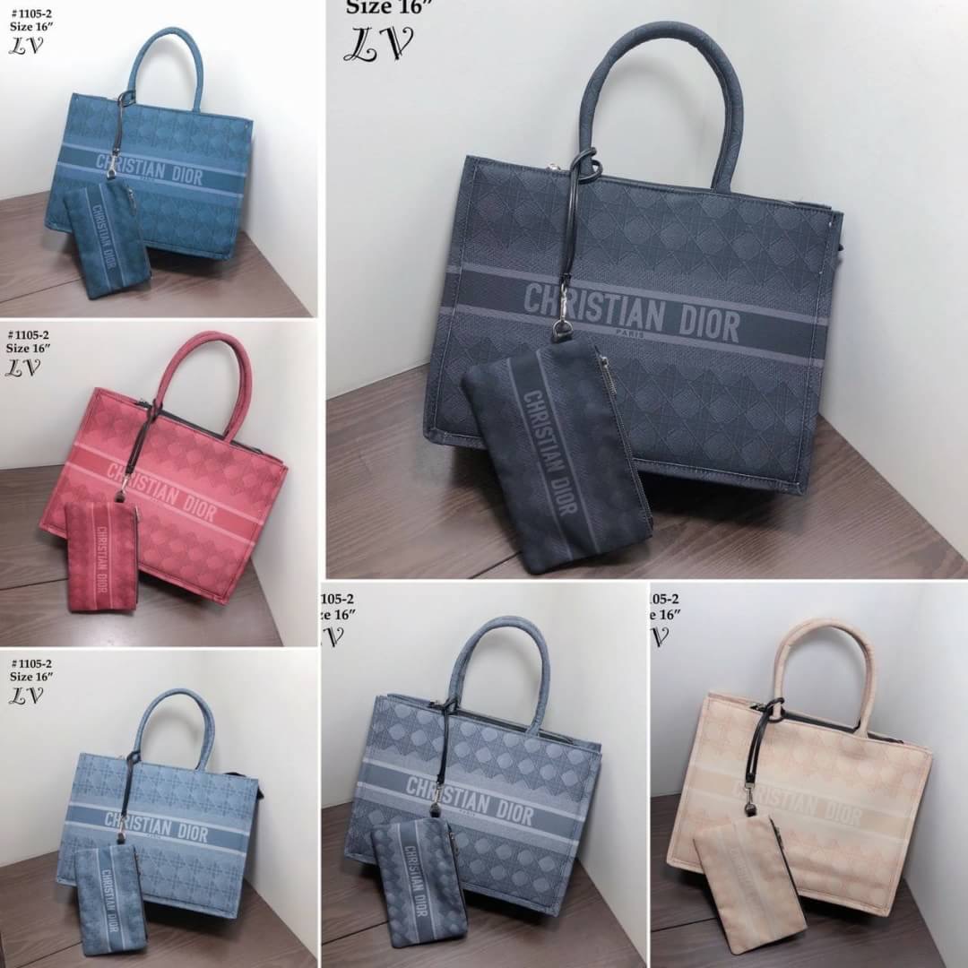 กระเป๋าชอปปิ้ง แบรนด์ CHRISTIAN DIOR วัสดุตัวกระเป๋าทำจากผ้าแคนวาส ปั๊มทุกจุดตามภาพ งานพรีเมี่ยม มาพร้อมถุงผ้าdior