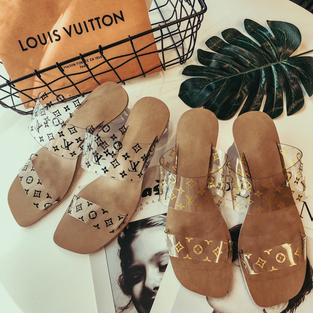 ไม่มีไม่ได้จริงๆๆ ❤️new collection❤️ รองเท้าส้นแก้ว พิมพ์ลาย LV งานดีไซน์ด้วย หรูหรา ใส่แล้วดูแพงดูดีมากคะๆ