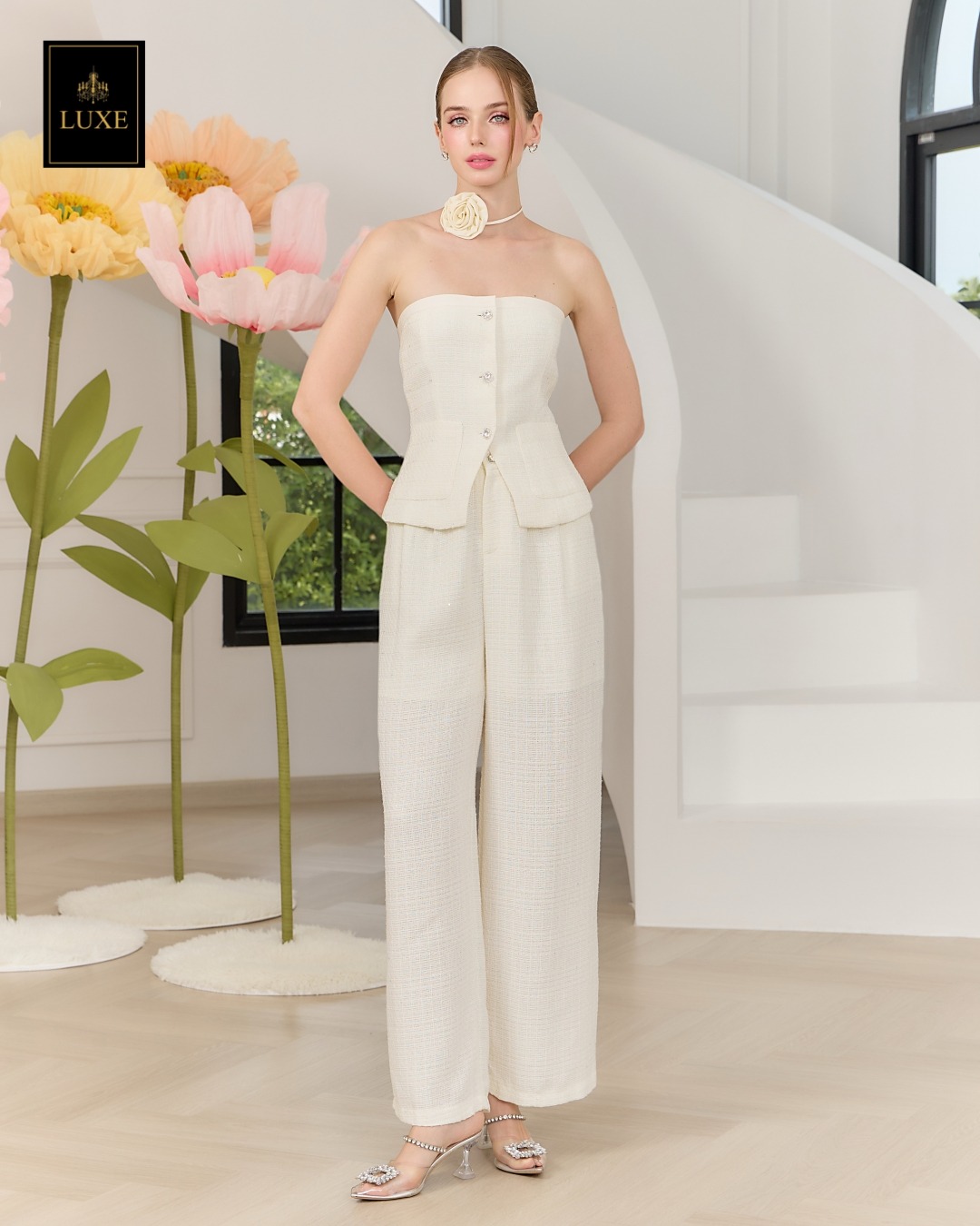 ชุดเซทแฟชั่น เซ็ตเสื้อเกาะอกทรงหลวม+กางเกงเอวสูงขากระบอกกว้าง