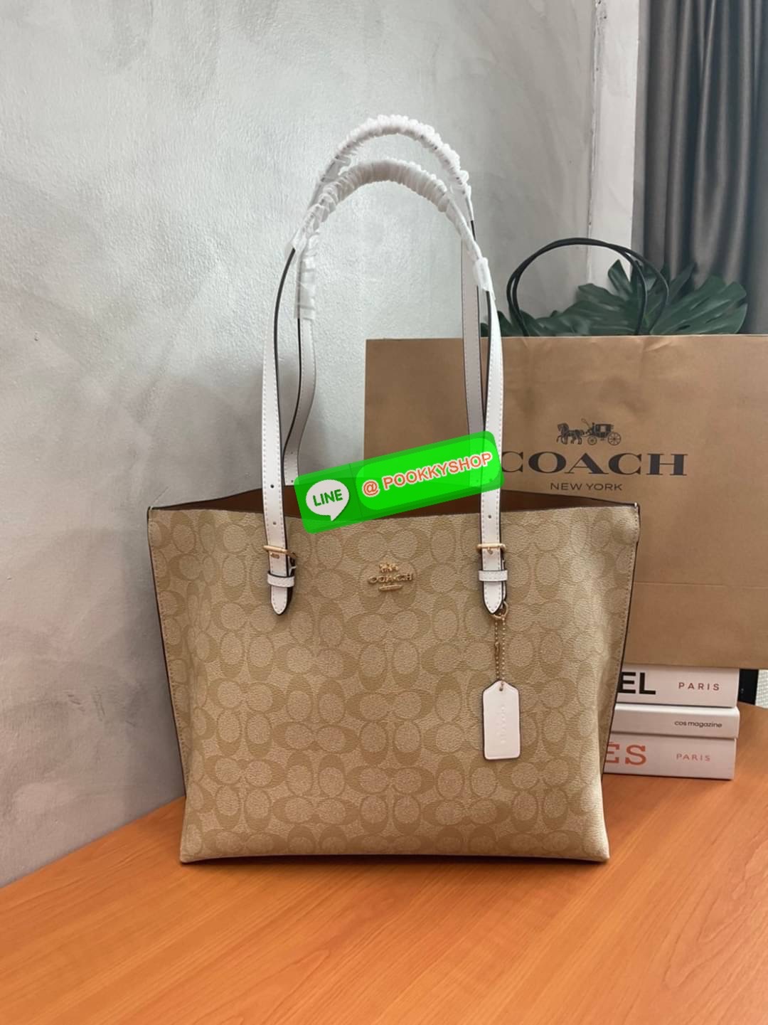 🚚 พร้อมส่ง 🚚 Restock!! รุ่นขายดีที่สุด มากี่รอบก็ขายดีหมดไวทุกรอบ💕 COACH F1665 MOLLIE TOTE IN SIGNATURE CANVAS กระเป๋าสะพายไหล่ Coach ทรง Shopping รุ่นใหม่ คุณภาพดี หนัง pvc หนังนิ่ม ทรงสวย คลาสสิก รุ่นฮิตตลอดกาล ไม่ตกเทรน ภายในแยก